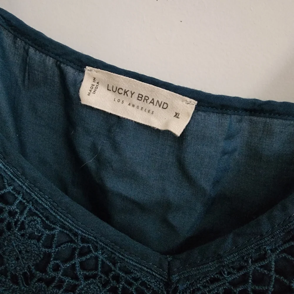 Top - Picture 3 of 4